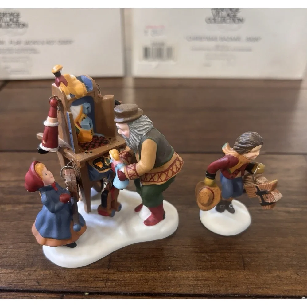 Department 56 Heritage Village Collection Christmas Bazaar Series Lot Of 4 EUC